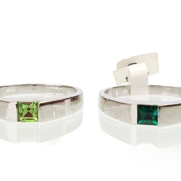Silver tone Green Band Ring  sizes 4, 5, 8, 9 10 gift St Patrick's Day - Picture 1 of 8